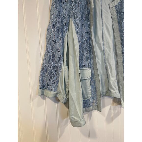 Chicos Top Women's sz 3 XL Blue Chambray Lace Front 3/4 Sleeves Pockets - Picture 2 of 5